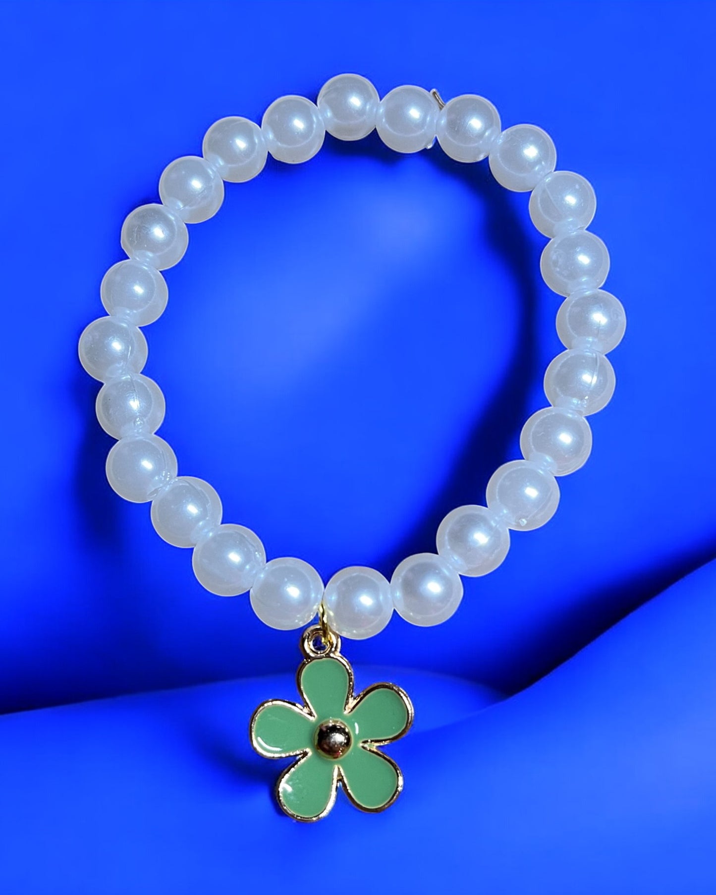 Flower Pearl Bracelets