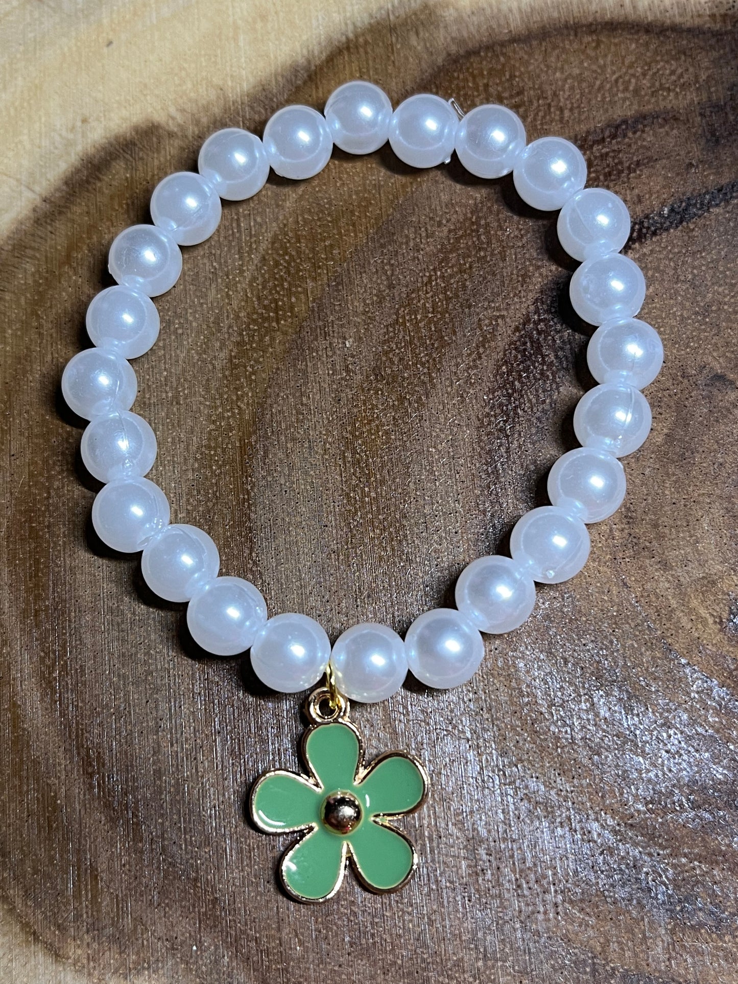 Flower Pearl Bracelets